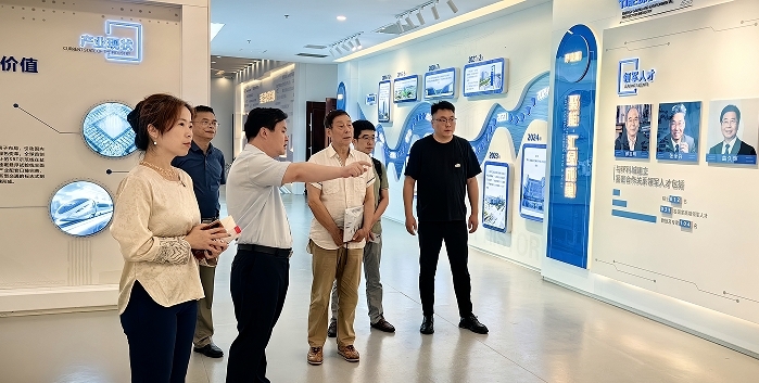 �Ϻ����и����о��������L��Ɍ�һ�и��}����